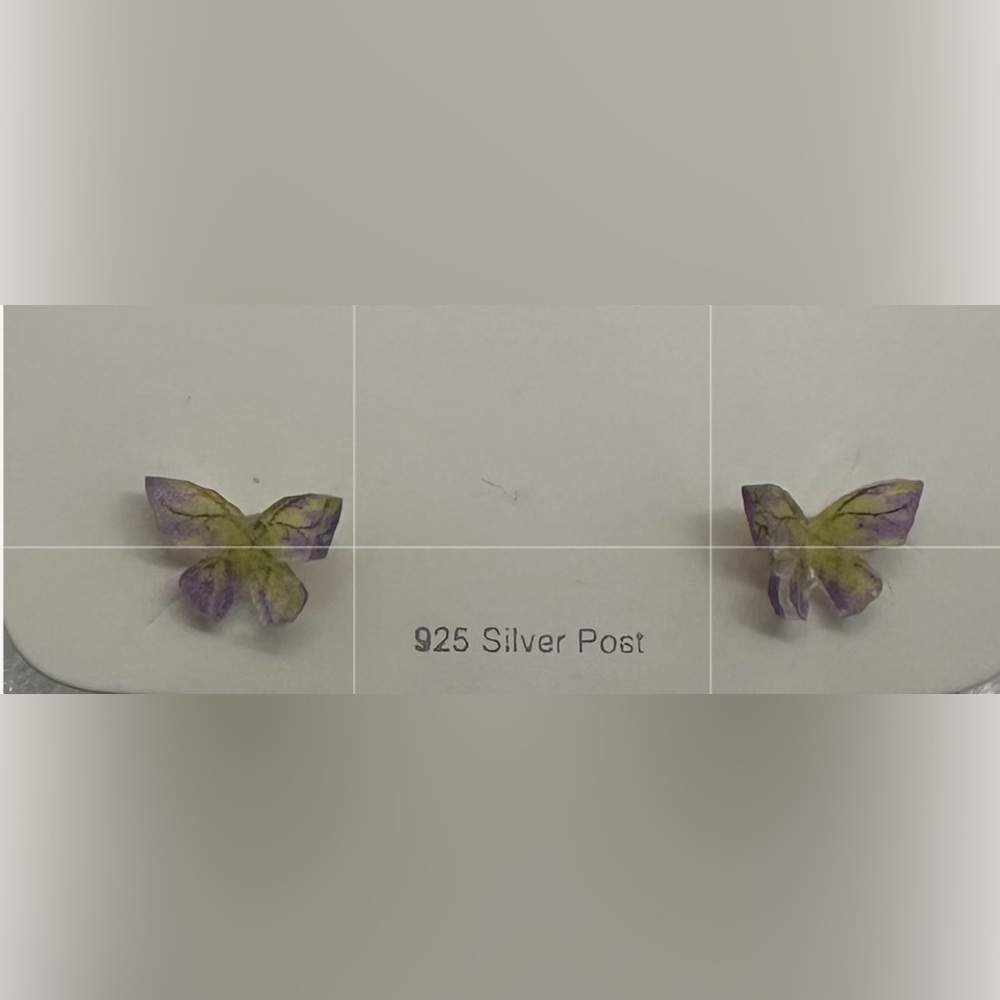 🦋✨Mini fairy Pastel Watercolor Resin Butterfly Stud Earrings 925 Silver Post✨🦋 - Picture 15 of 16